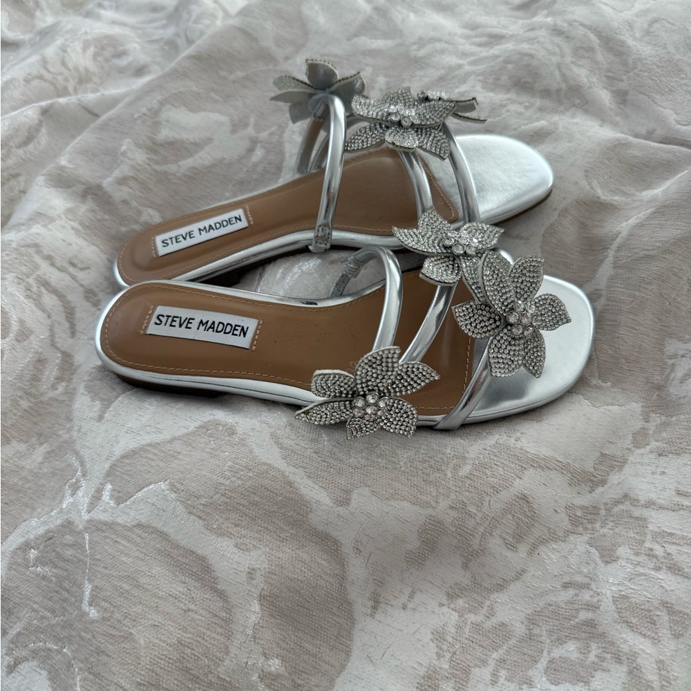 Steve Madden Silver Floral Crystal Slide Sandals